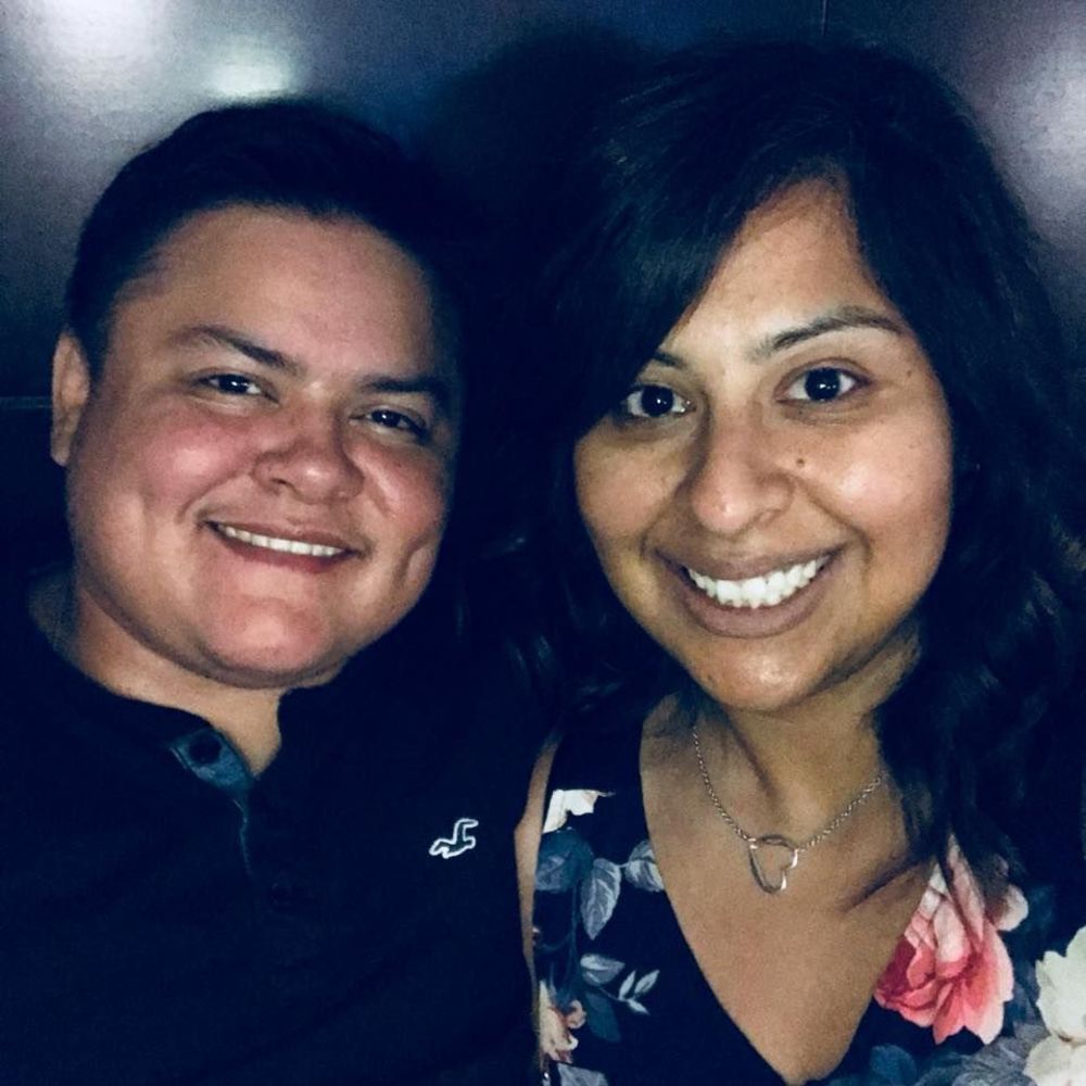 Meet your Posher, Yoli